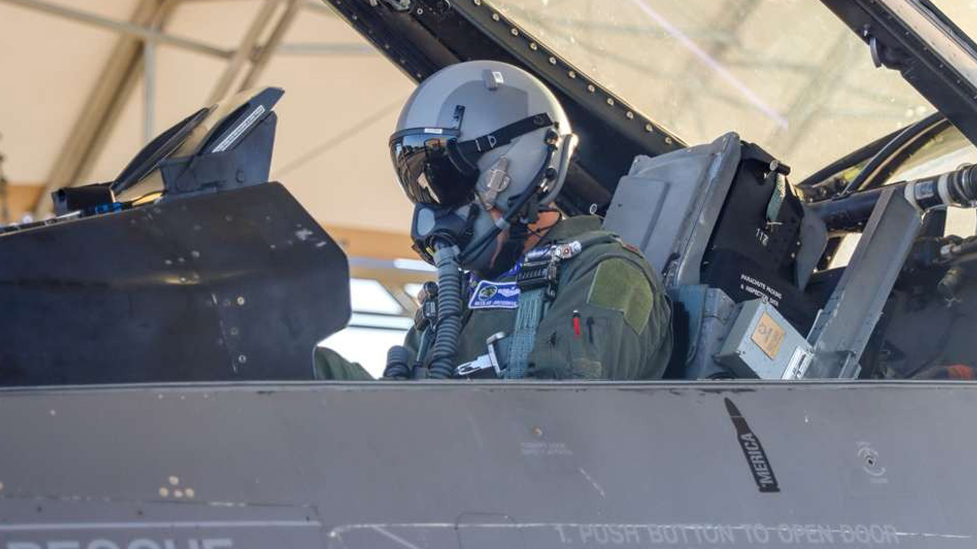CAMINO A LA EXCELENCIA:COMO SE PREPARAN LOS PILOTOS DE LA FUERZA AÉREA ARGENTINA PARA VOLAR LOS F-16